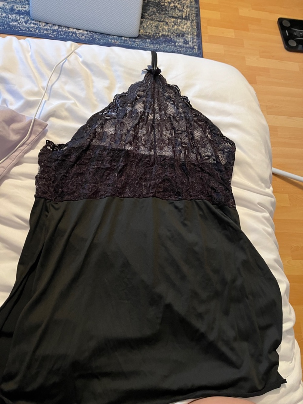 Lace-Trim Halter Chemise - Black